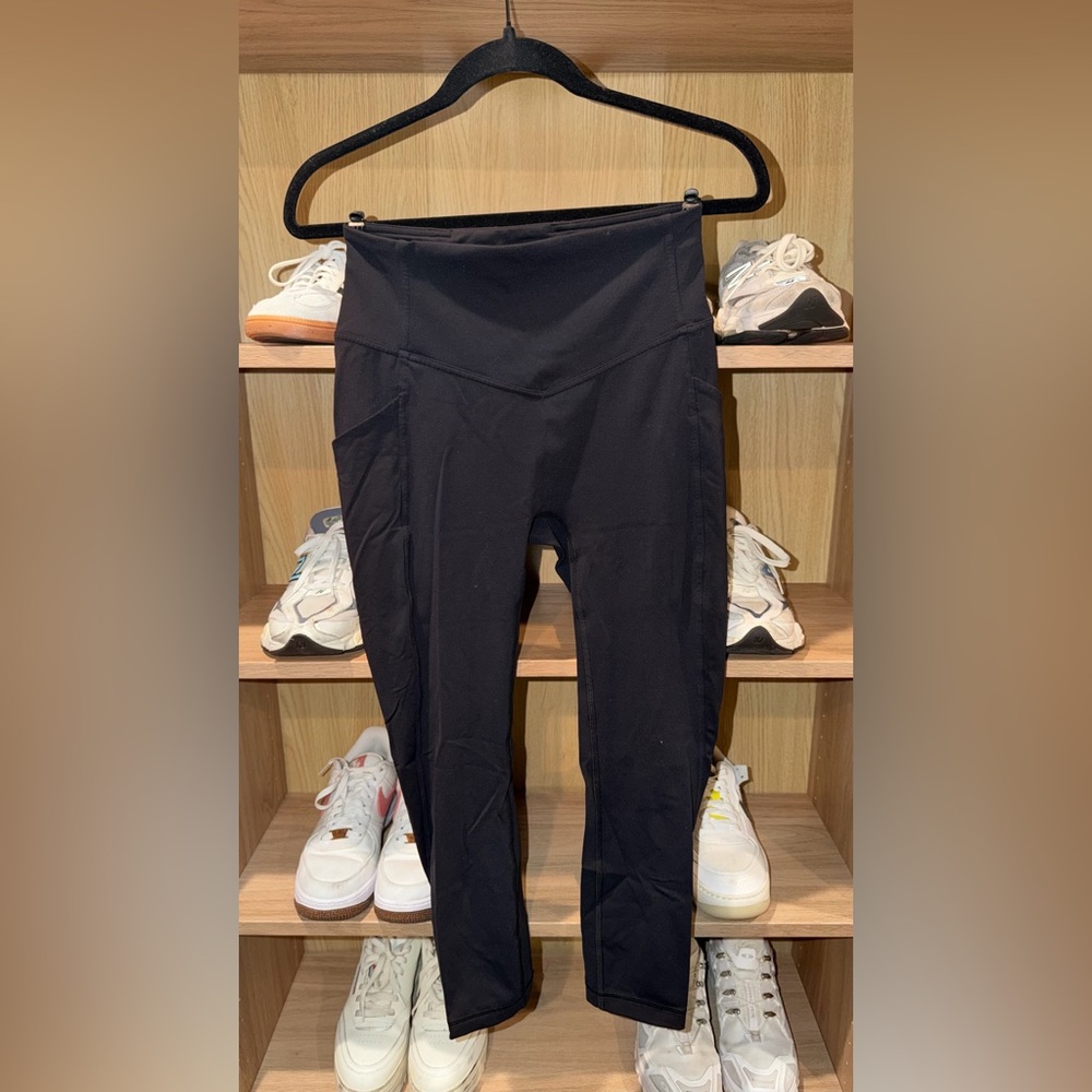 lululemon athletica cropped legging with Pockets
